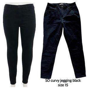 SO! High Rise Curvy Jegging Black size 15/32W